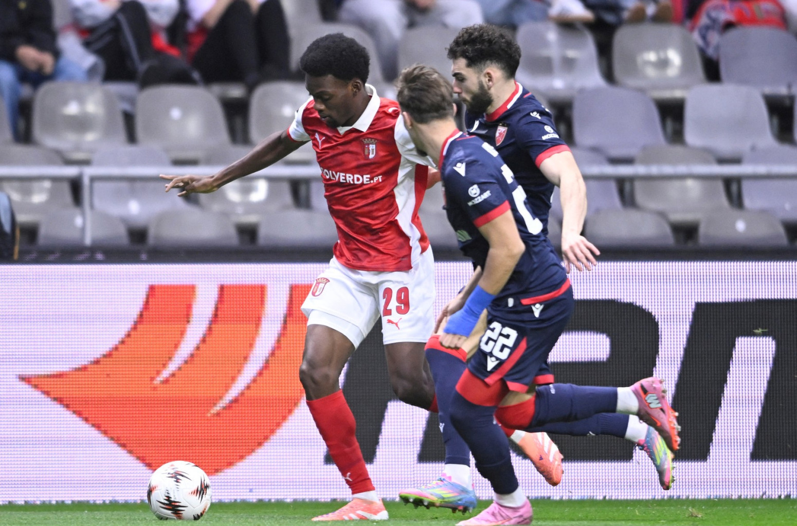 Zvezda bez šansi u Bragi – ocenite crveno-bele ANKETA