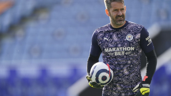 Legendarni golman Sitija i Liverpula okačio rukavice o klin