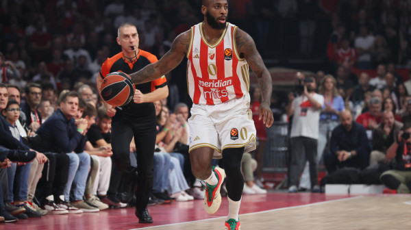 Zvezda odoleva – muke ispod koša