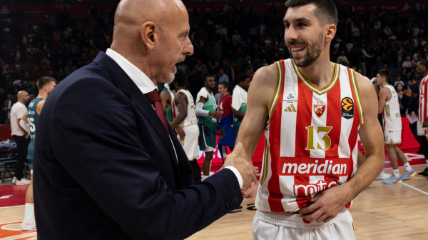 Dobrić sa pola terena – o tablu uz zvuk sirene VIDEO