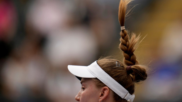 Ribakina ubedljiva, Noskova dobila polufinale na poklon