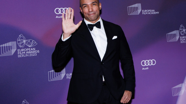 Američki glumac sa srpskim pasošem: Snimao sa Kejt Hadson u Beogradu, a evo gde smo ga gledali