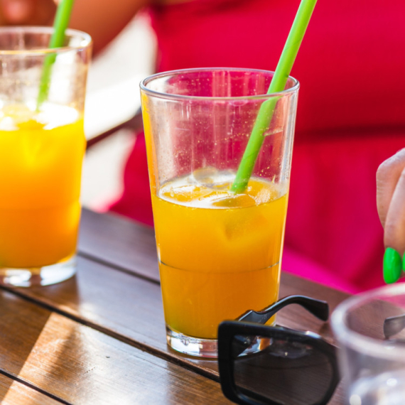 Ova dva popularna pića mogu da povećaju rizik od začepljenja arterija: Utiču na rad srca