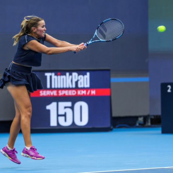 Amerikanka u polufinalu Tokija