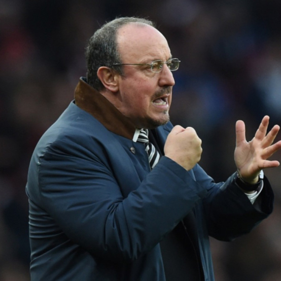 Srbi dobili novog trenera – Benitez stigao u Atinu