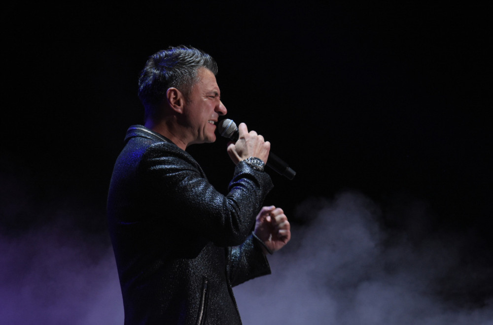 Oglasio se pevač Amadeus benda nakon što je hitno hospitalizovan