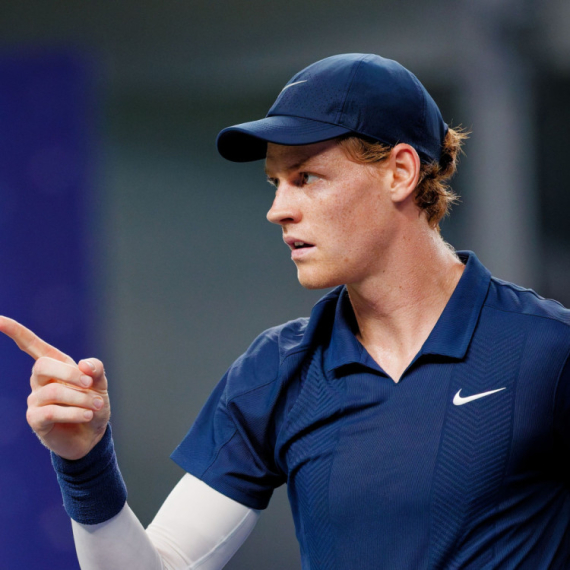 Siner odgovorio kritičarima i naveo bizaran razlog