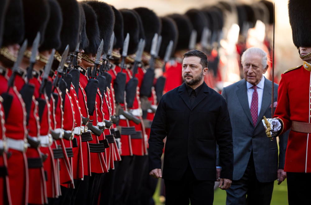 Zelensky arrives in London: Meets King Charles, upcoming meeting with Starmer PHOTO