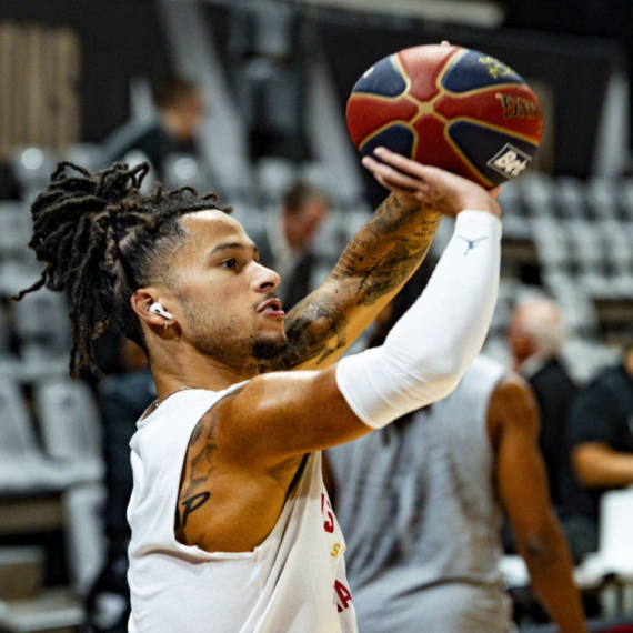 Strazel predvodi Francusku u kvalifikacijama za SP