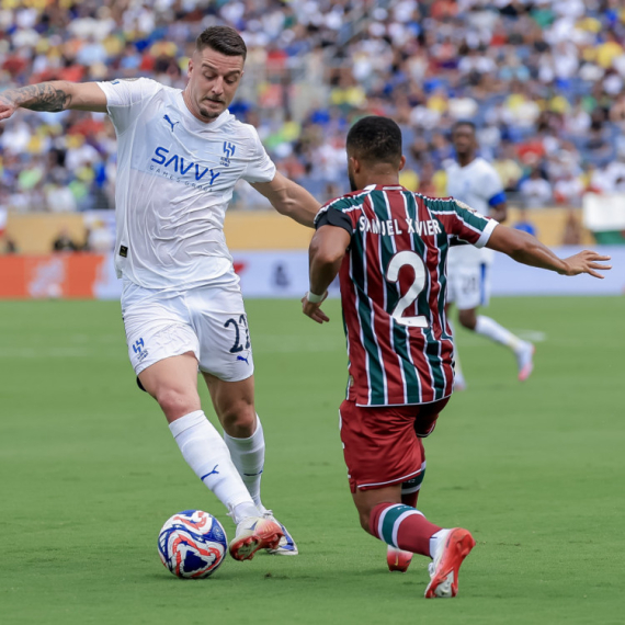 SMS ima ugovor na stolu, jedan klub sve prati