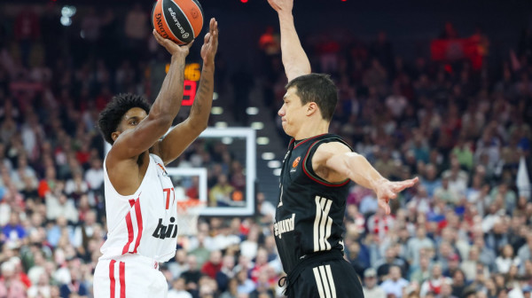 Oda Lučiću u Minhenu, ali Olimpijakos je bio "partibrejker" VIDEO