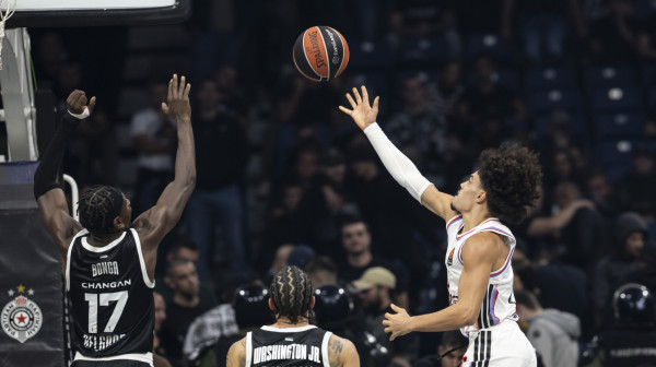 Debakl Partizana – "stotka" Pariza; Obradović ogolio probleme crno-belih