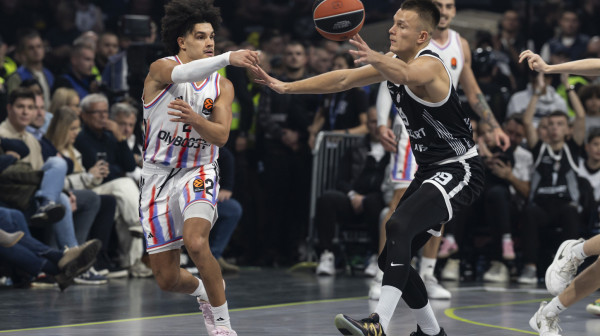 Partizanova bolna opomena iz Pariza