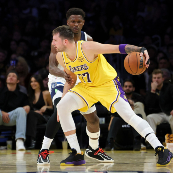 Maestralni Luka Dončić za istoriju! VIDEO