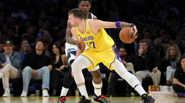 Maestralni Luka Dončić za istoriju! VIDEO