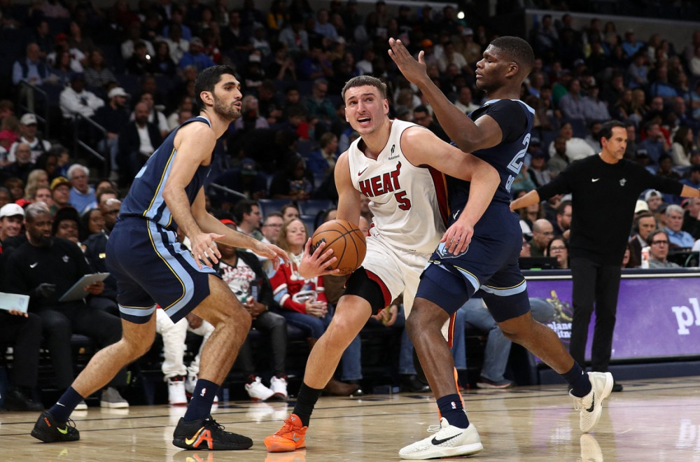 Sjajni Jović u dominaciji Majamija – Bogdanović ponovo "klupiran" VIDEO