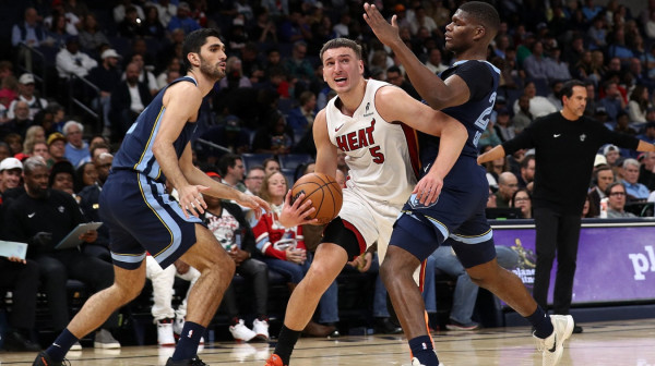 Sjajni Jović u dominaciji Majamija – Bogdanović ponovo "klupiran" VIDEO