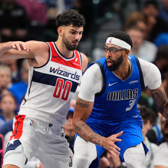 Haos u Dalasu: Vašington oborio Vukčevića, reagovao i Dejvis! VIDEO