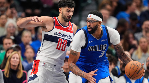 Haos u Dalasu: Vašington oborio Vukčevića, reagovao i Dejvis! VIDEO