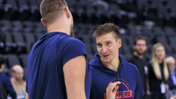 Zašto je Bogdanović na klupi?