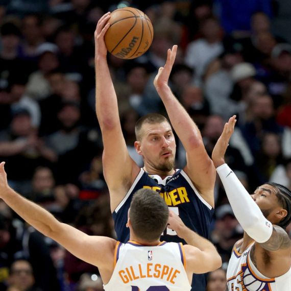 Jokićev šou na konferenciji: "Ne znam o čemu pričate!" VIDEO