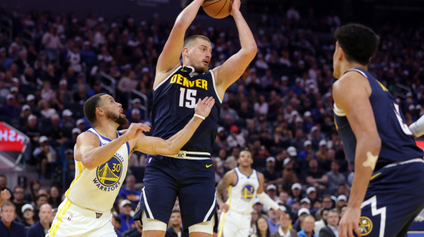 Jokićeve čuvene 3/4, po 69. put – dve asistencije velikog majstora VIDEO