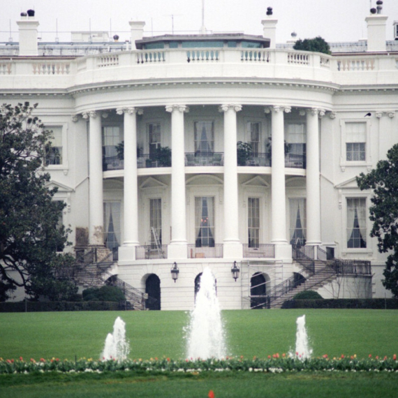 Trampova administracija razvila niz opcija za vojnu akciju – direktni napadi