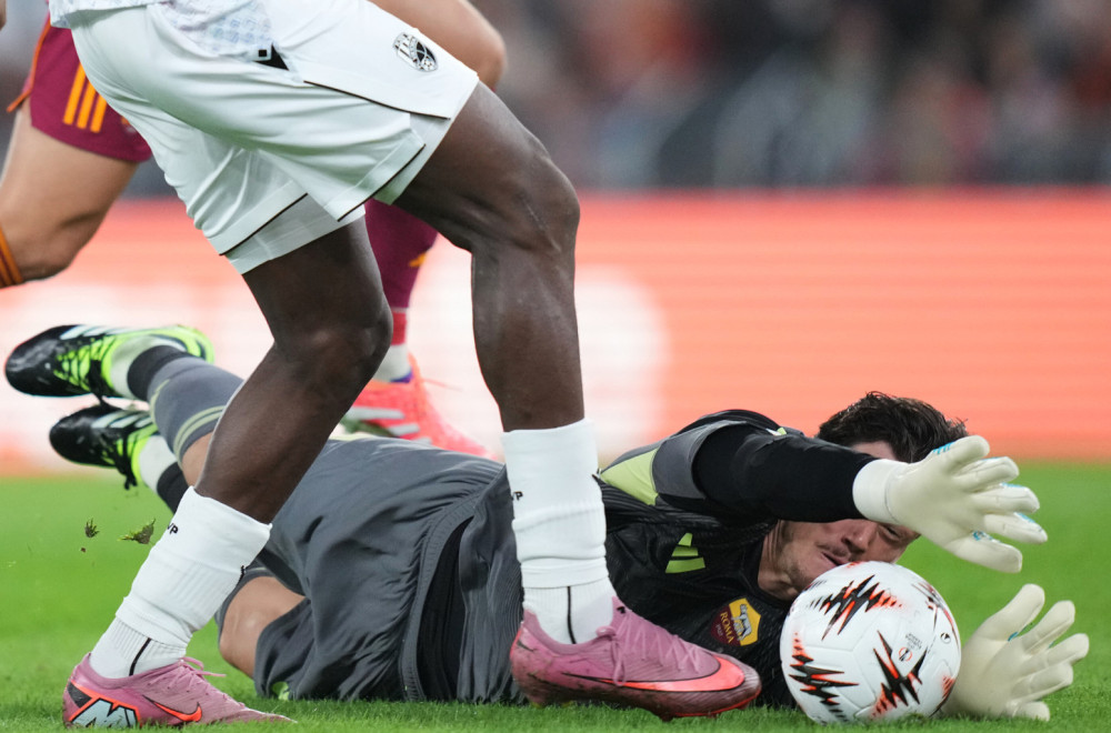 Svilar sačuvao mrežu – Roma pobedila