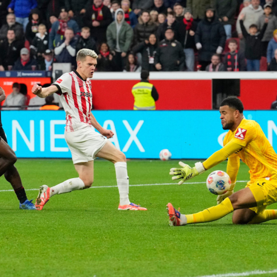 Leverkuzen pobedio Frajburg