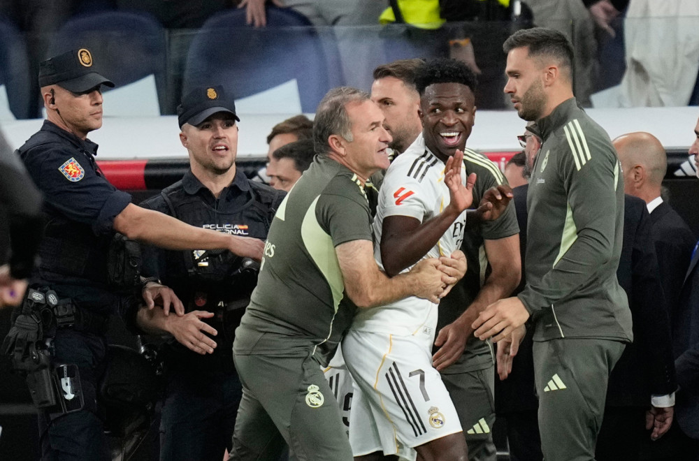 Vinisijus pobesneo – prvo na Alonsa, posle na Jamala VIDEO