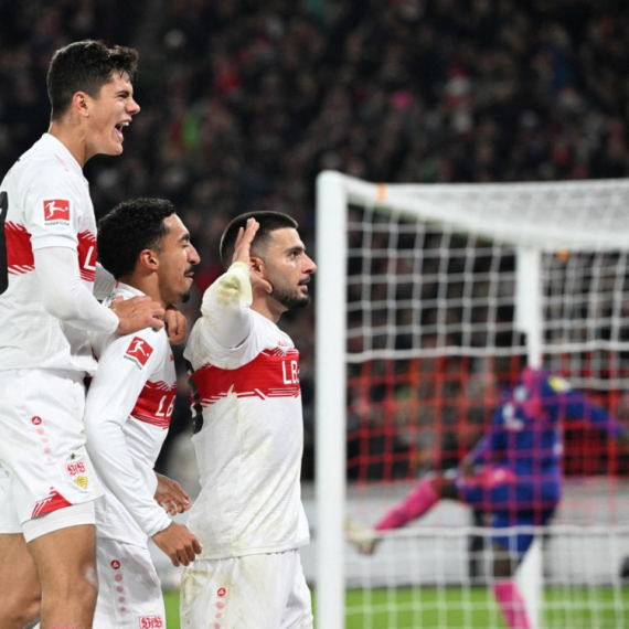 Štutgart maršira ka vrhu Bundeslige – peta pobeda u nizu