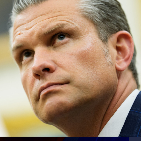 Hegset kreće u posetu, po drugi put