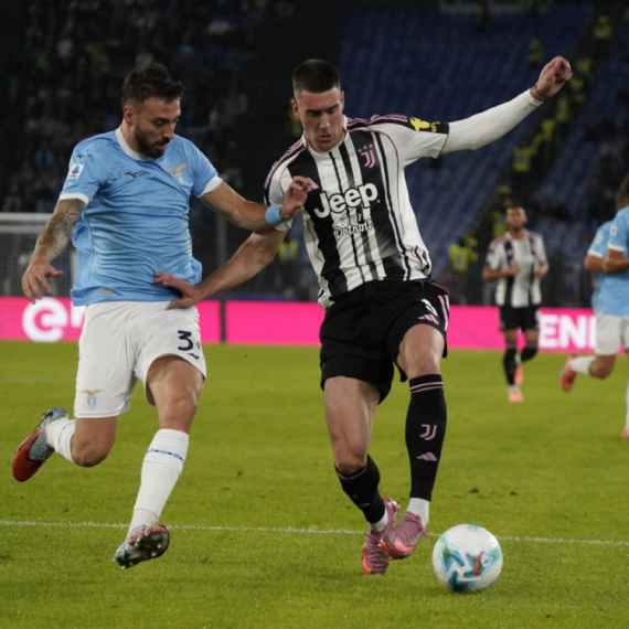 Hrvat srušio Vlahovićev Juventus – pobeda Lacija u Rimu