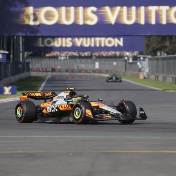 Dupla radost za Norisa u Meksiku – Britanac slavi i lidersko mesto u generalnom plasmanu