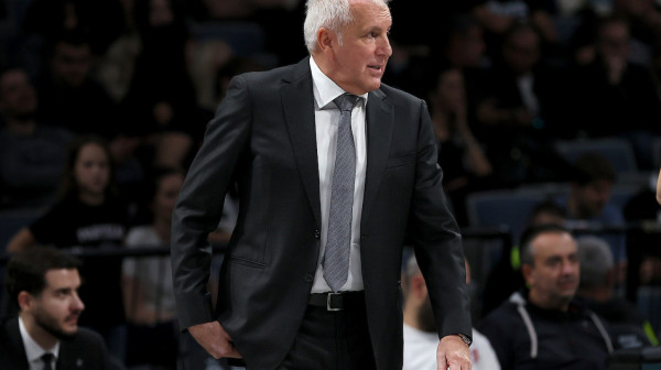 Obradović potvrdio: Povredio se Džabari Parker! VIDEO