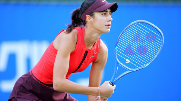 Olga Danilović u slobodnom padu