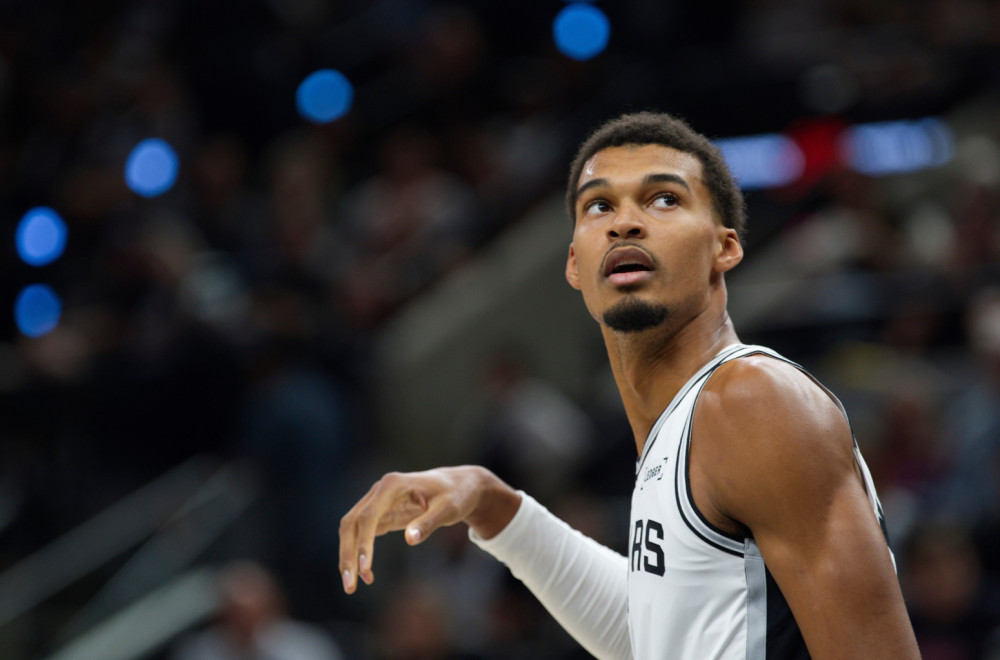 Sparsi odali počast Popoviču – veče obeležila nestvarna sekvenca Vembanjame VIDEO