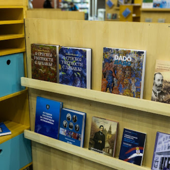Fondacija "Za srpski narod i državu" predstavila novi broj časopisa "Napredak" na Sajmu knjiga FOTO