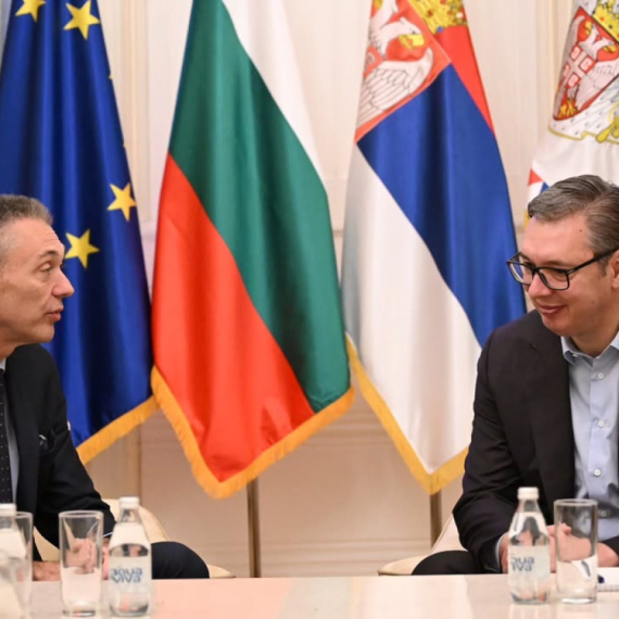 Vučić primio u oproštajnu posetu ambasadora Bugarske: Zahvalan sam na doprinosu razvoju naših odnosa FOTO