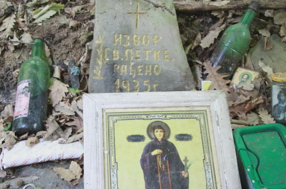 Legende o čudotvornom izvoru Svete Petke: Mnogi tvrde da su ovde pronašli spas FOTO