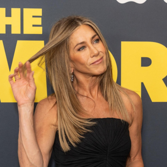 Dženifer Aniston objavila video i svi pričaju jedno – kakvo ubitačno telo FOTO/VIDEO