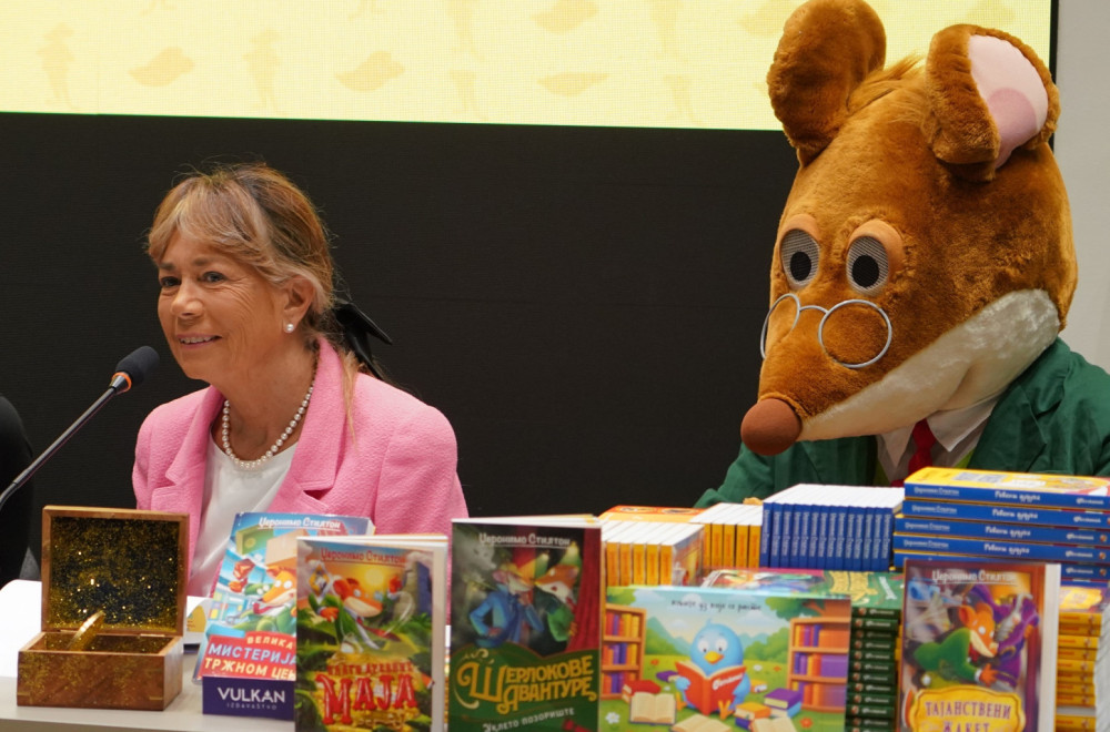 Fantastičan doček Elizabete Dami na Beogradskom sajmu knjiga FOTO