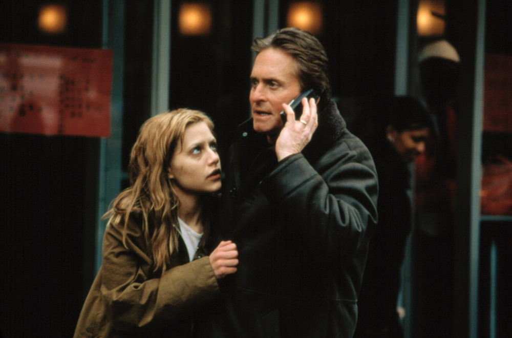 Psihološki triler sa Majklom Daglasom iz dvehiljaditih postao hit na Netflixu: Među najgledanijim je u Srbiji