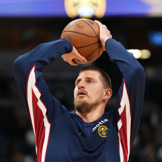 Jokić dominira ligom – tek je treći u istoriji NBA VIDEO