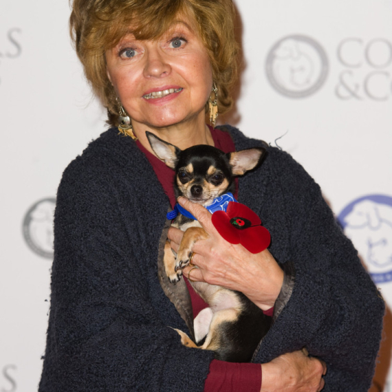 Preminula zvezda serije "Falični pansion"