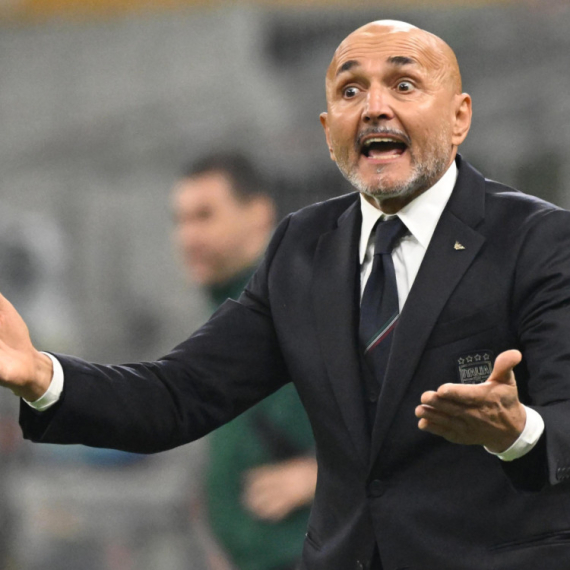 Na klupu Juventusa sa tetovažom Napolija