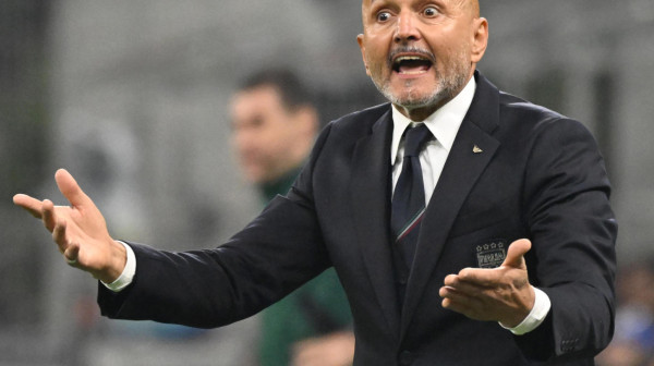 Na klupu Juventusa sa tetovažom Napolija