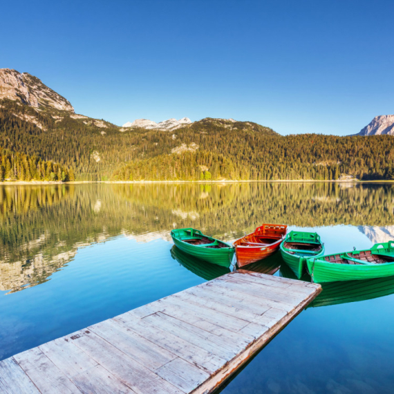 Izbegnite gužve na granicama: Za ove destinacije van Srbije vam pasoš ne treba i nema uzimanja podataka FOTO