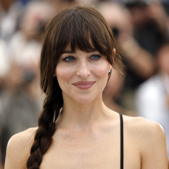 Dakota Džonson u spektakularnoj haljini: Čekali smo šest godina... FOTO