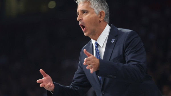 Kokoškov isključen – simultanka Larkina, Efes srušio Pariz!